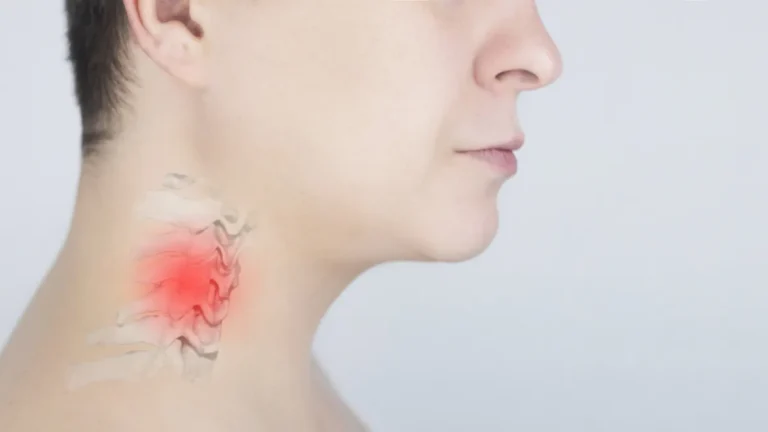 Cervicalgia: Entenda as Causas, Sintomas e Tratamentos para a Dor no Pescoço