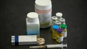 Reposição Hormonal: Entenda os Benefícios e Riscos para sua Saúde