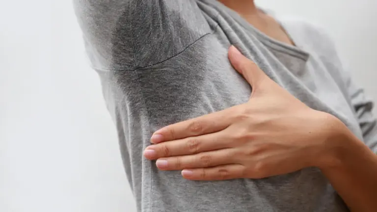 Hiperidrose: Conheça o motivo do seu suor excessivo